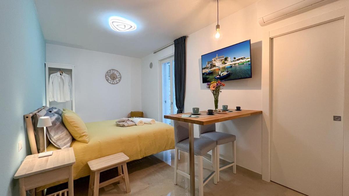 Blue Dream Bed & Breakfast Полиняно а Маре Екстериор снимка