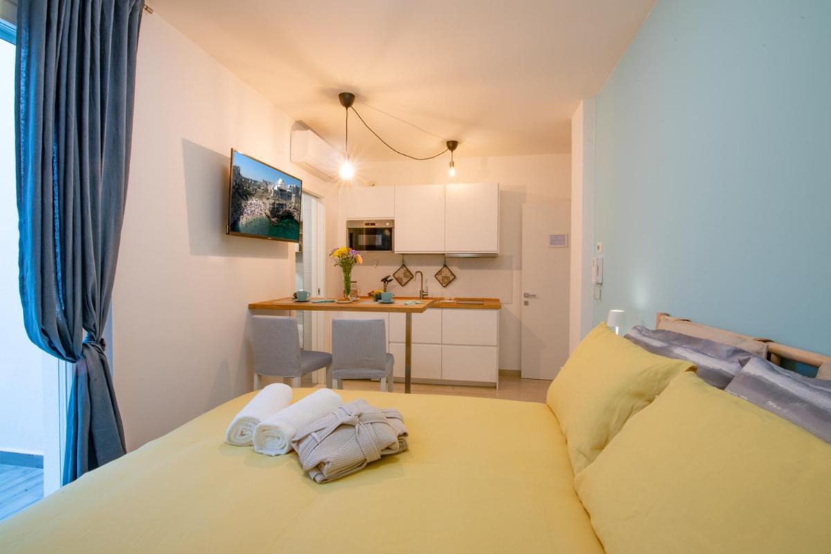 Blue Dream Bed & Breakfast Полиняно а Маре Екстериор снимка