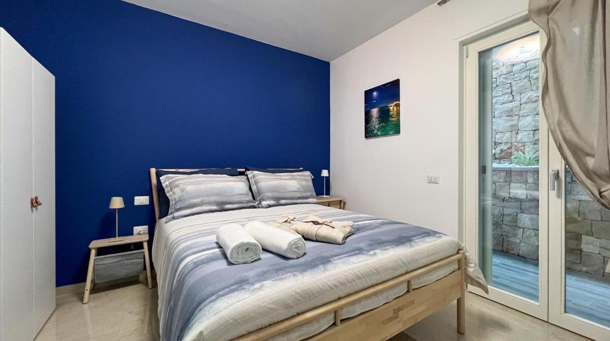 Blue Dream Bed & Breakfast Полиняно а Маре Екстериор снимка