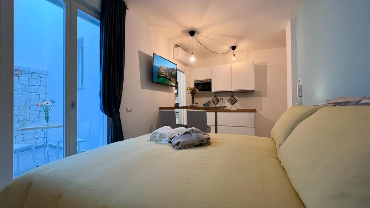 Blue Dream Bed & Breakfast Полиняно а Маре Екстериор снимка